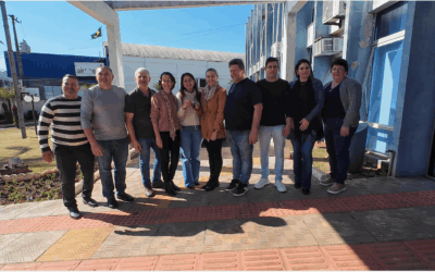 PALMITOS REFORÇA FROTA DA SAÚDE COM NOVO VEÍCULO E AGUARDA MAIS AQUISIÇÕES