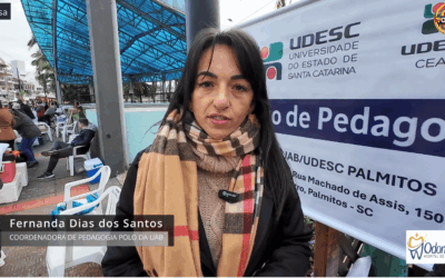 Feira Livre de Palmitos divulga o curso de Pedagogia da UDESC!