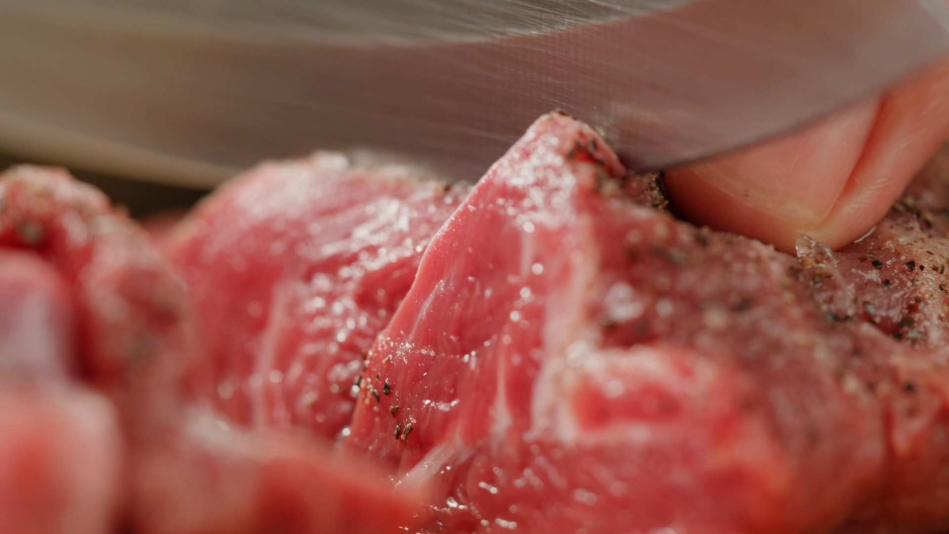 11 – MOMENTO AGRO Exportação de carnes ignora Trump e cresce mais de 50% mesmo depois de tarifação