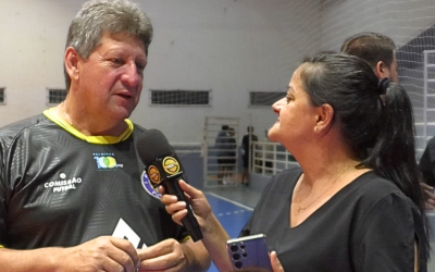 Vice-prefeito Itamar Celebra Retorno do Palmitos Futsal e Ginásio Lotado