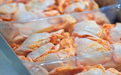 Preço da carne de frango registra forte alta na Grande São Paulo com impacto de conflito no Oriente Médio