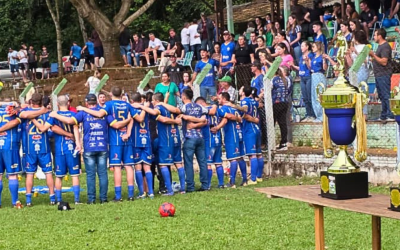 Capitão Claudio celebra bicampeonato invicto do Aliança na Taça Integração de Palmitos