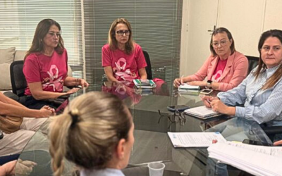 Administração Municipal de Palmitos e Rede Feminina debatem gestão e serviços do convênio da Clínica de Saúde da Mulher